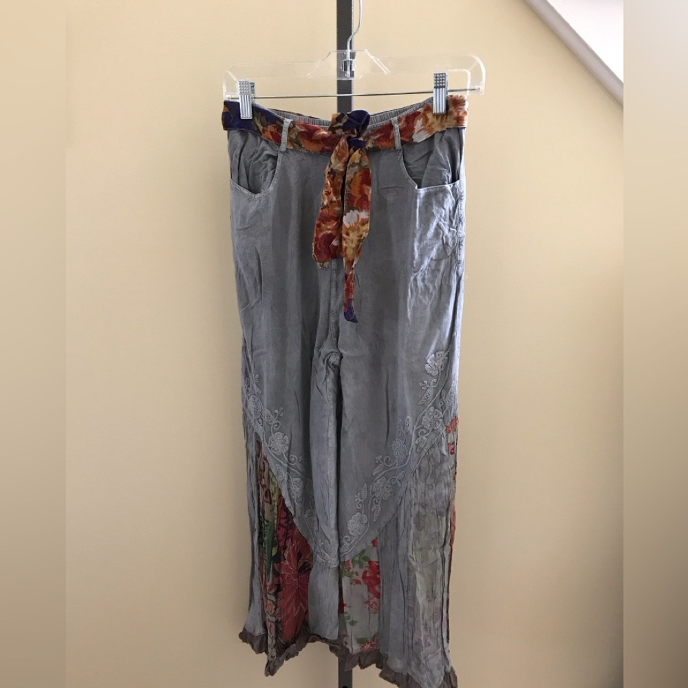Floral Embroidered Women's Pants